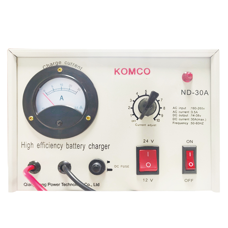 KOMCO AGM start en stopt auto\'s pure koperen oplader 12V24V intelligente batterijlader met een hoog vermogen.